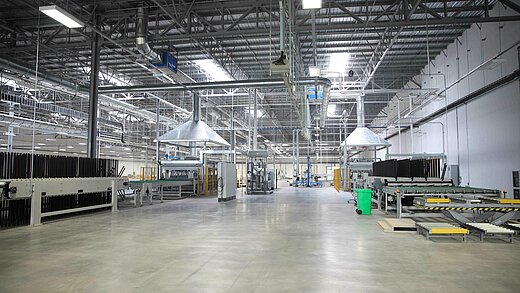 Pressenanlage für die Leichtbauplattenproduktion von BÜRKLE Pressenanlage für die Leichtbauplattenproduktion von BÜRKLE