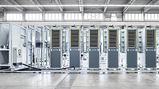 Laminier- und Pressenanlage für Leiterplatten und Multilayer